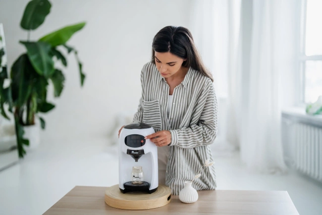 Ekspres do mleka Momini Milk Formula Elite