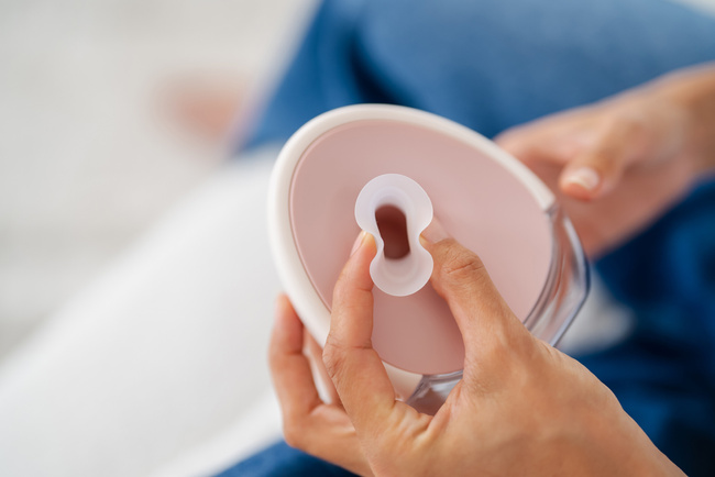 4-fazowy podwójny bezprzewodowy laktator elektroniczny 2w1 Momini TwinHarmony