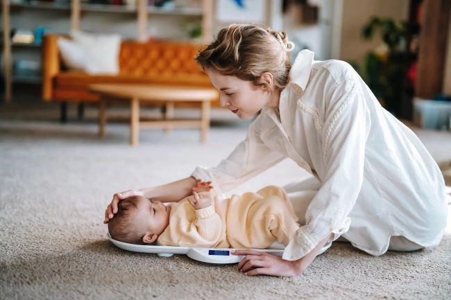 Waga niemowlęca Momini TinyScale