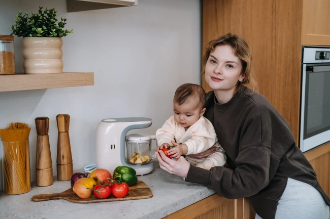 Kielich mieszający do multiblendera parowego dla dzieci 6w1 Momini NutriBlend