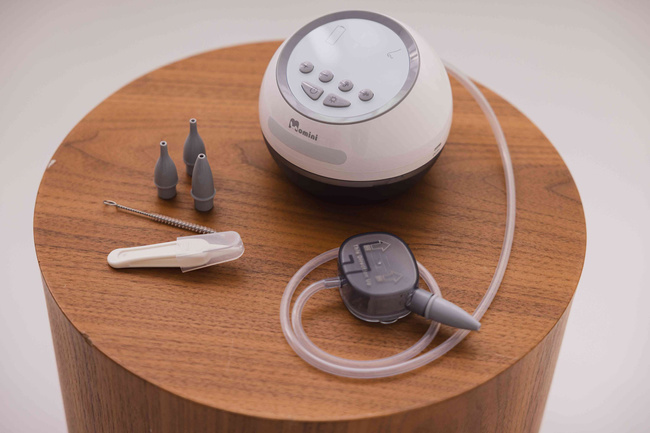 Zestaw Na Zdrowie i Spokój: Lampka Lullumo + Nebulizator NebuEasy + Aspirator NoseNest